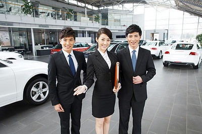 專業(yè)服務(wù)，多元價(jià)值 酒店門童與汽車銷售的核心素養(yǎng)